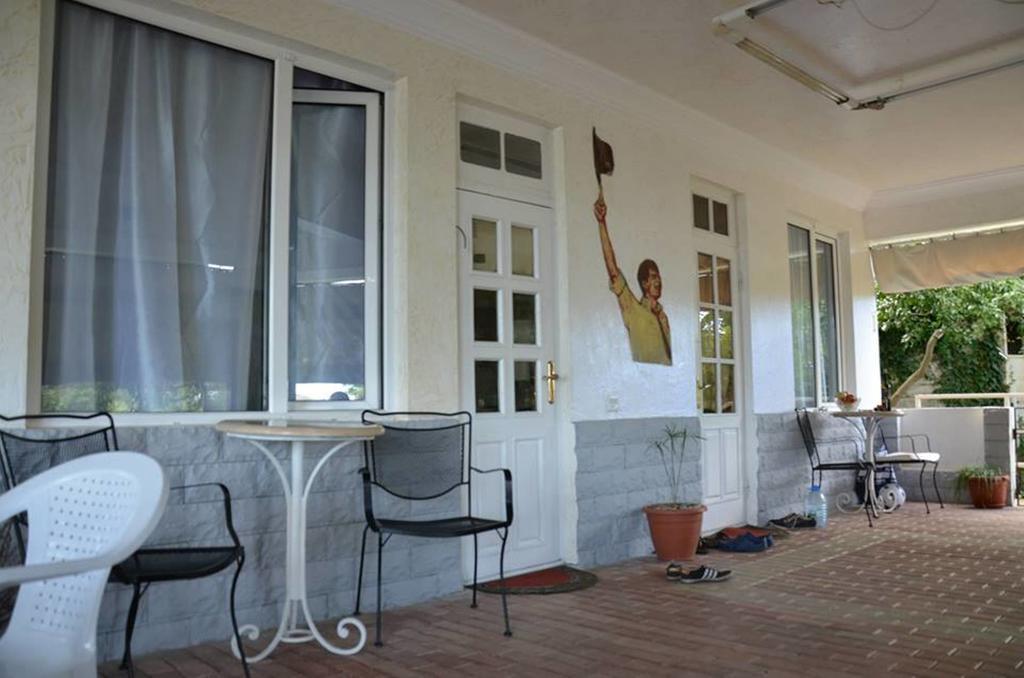 TJ Guest House Makhinjauri Extérieur photo