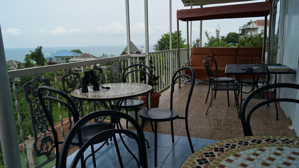 TJ Guest House Makhinjauri Extérieur photo