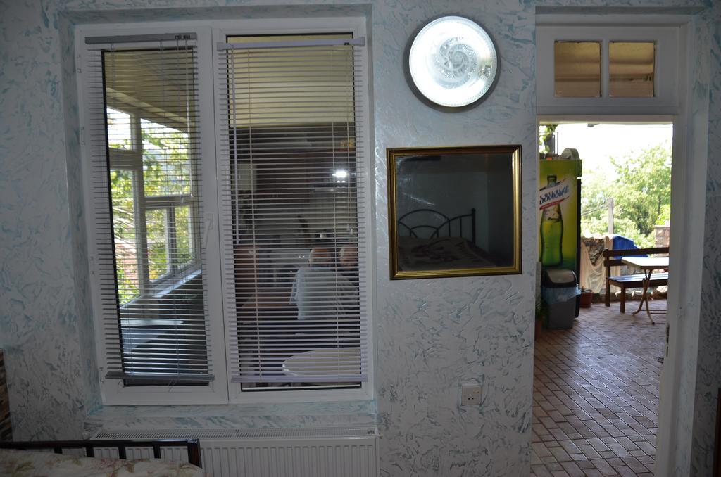 TJ Guest House Makhinjauri Extérieur photo